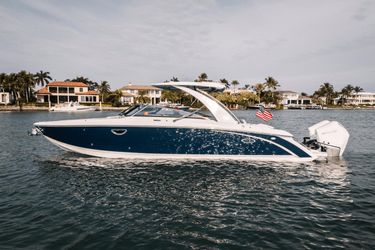 30' Cobalt 2021 Yacht For Sale
